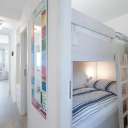 App 51 - Strandlage Apartment *